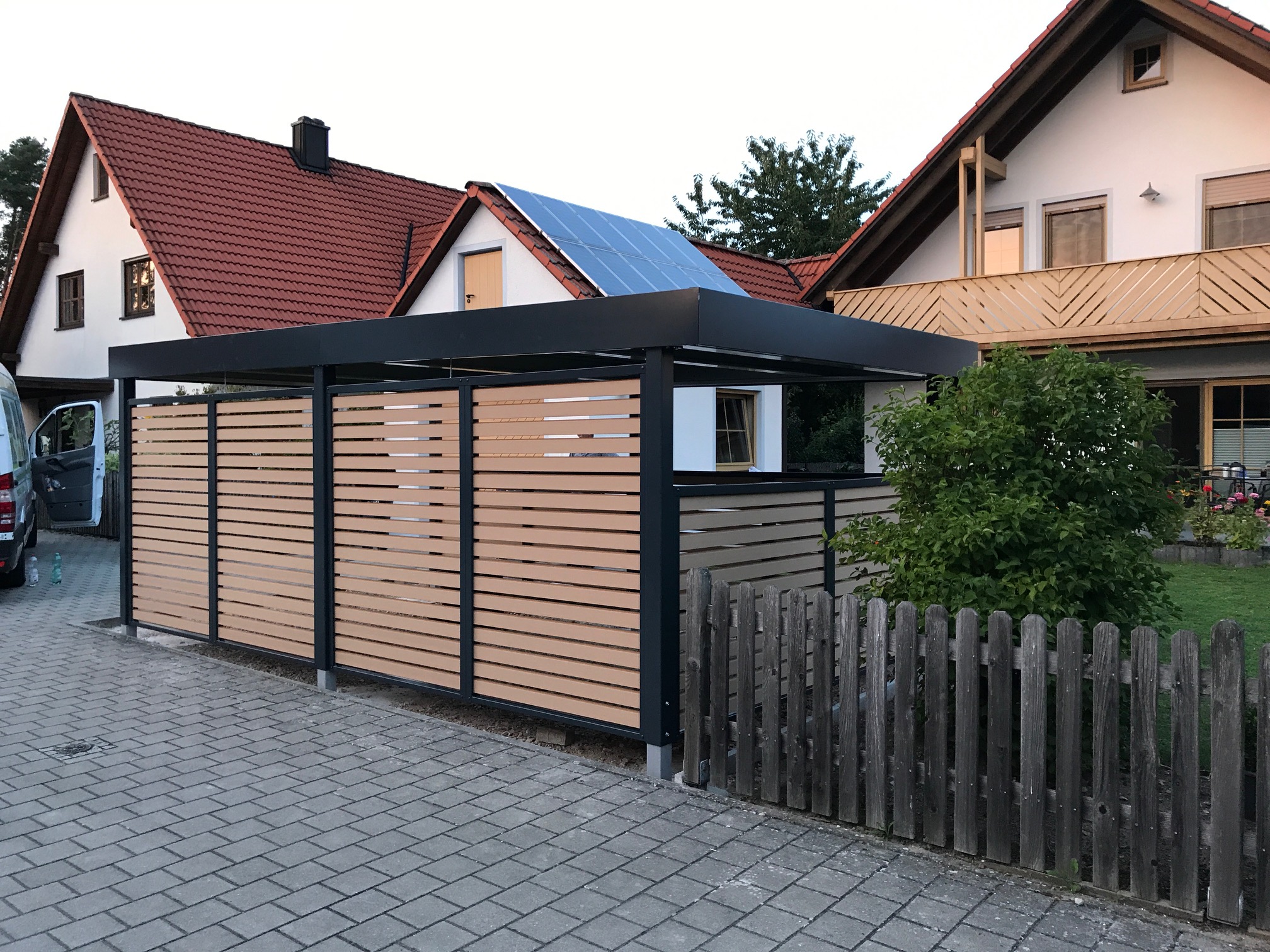 Busch1 Siebau Stahl Carport CP-548 mit WPC-Wandfelder